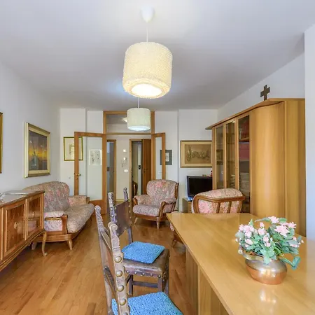 Lovely In With Wifi Apartmán Pesaro
