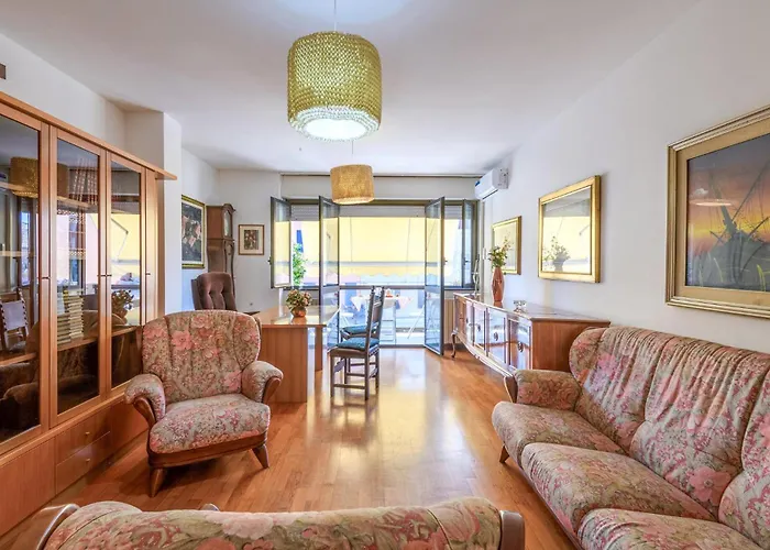 Apartment Lovely In With Wifi *